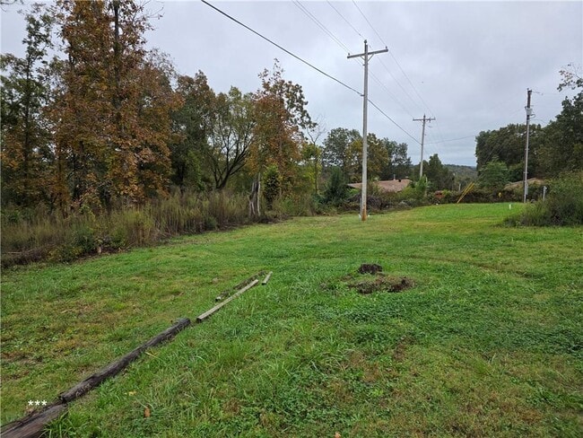 Building Photo - 3300 Blue Hill Rd