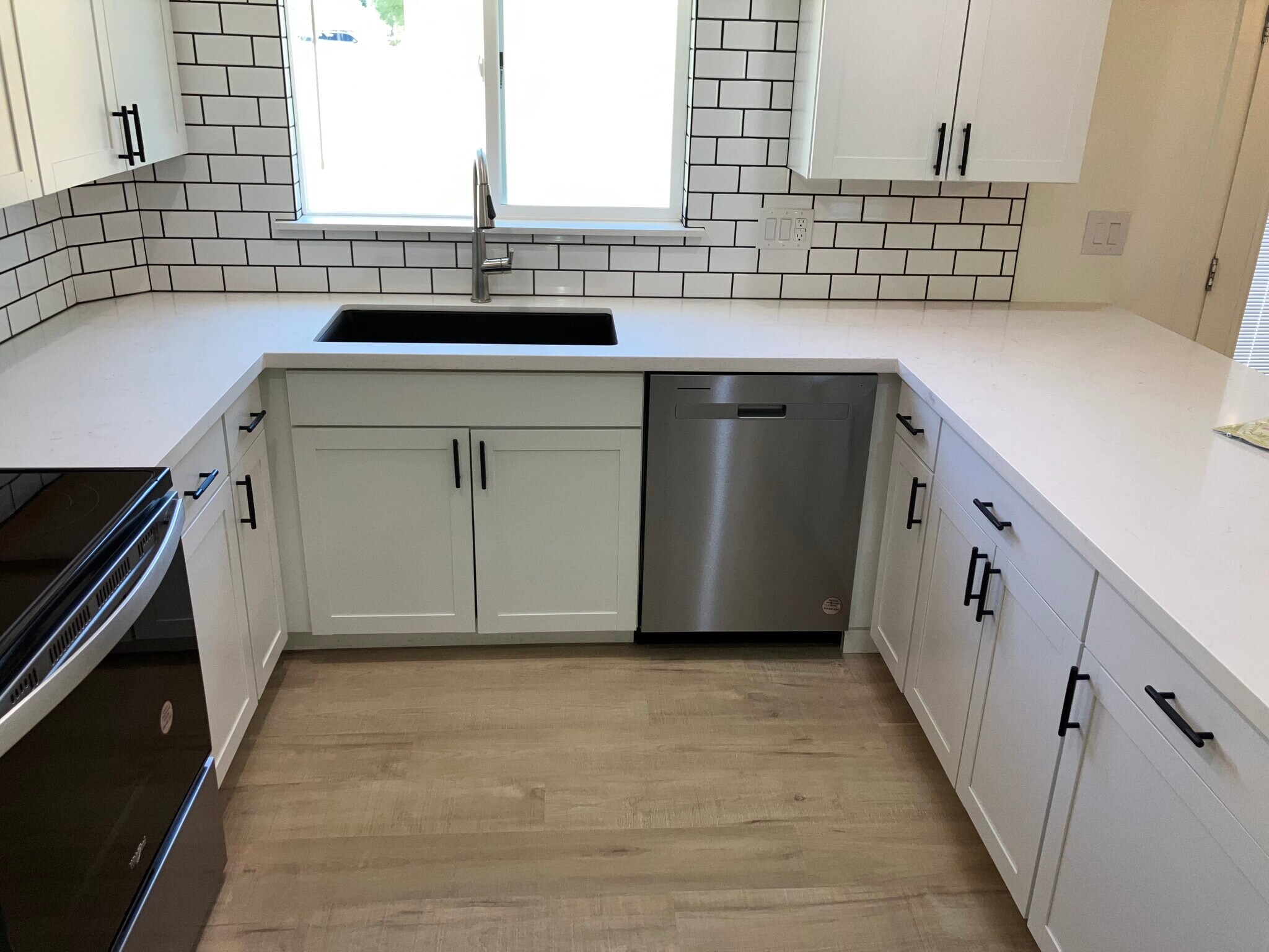 Kitchen - 4183 S Mill Ave