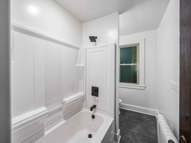 Building Photo - READY FOR MID-MAY!! FULLY RENOVATED 1 -BED...