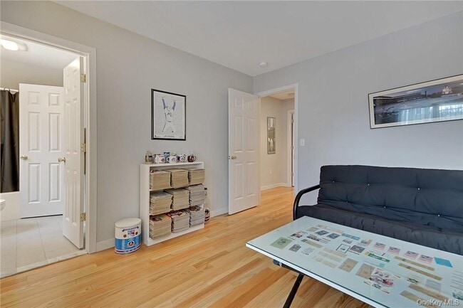 Building Photo - 99 Summit Ave