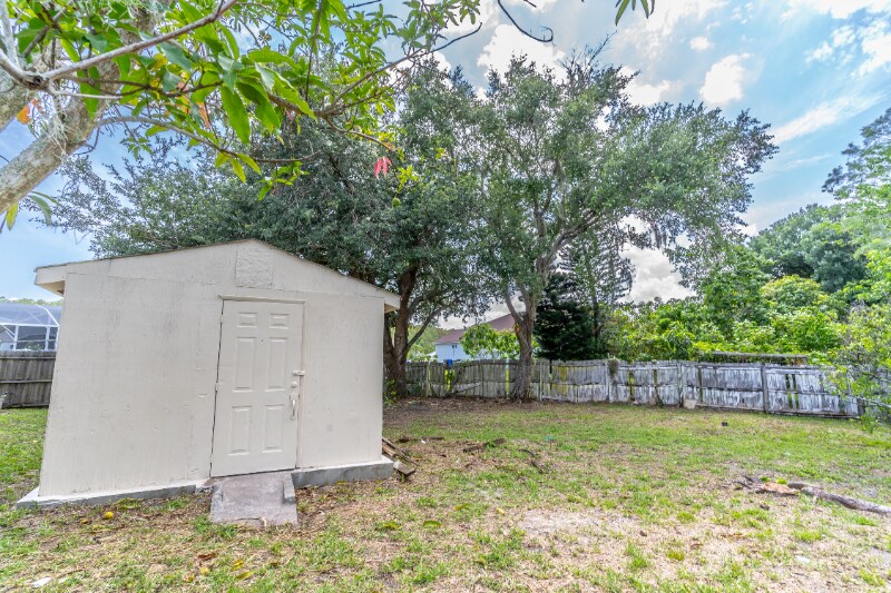 Building Photo - 2306 Lily Pad Ln