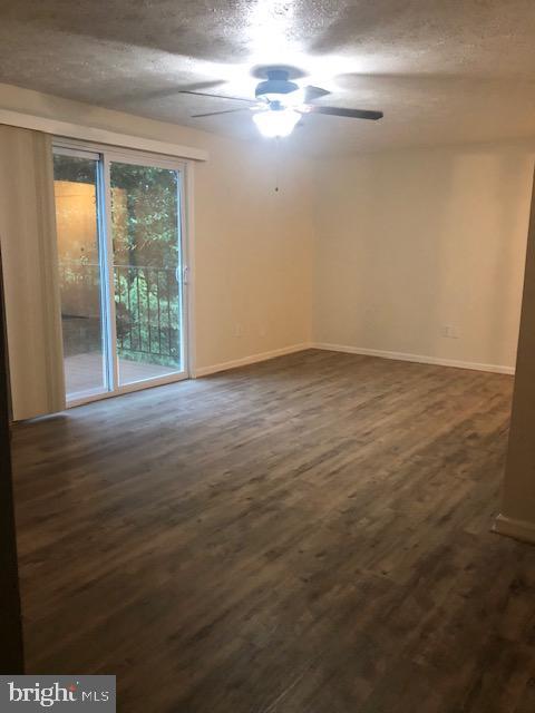 Building Photo - 3500 Kingsley Ct