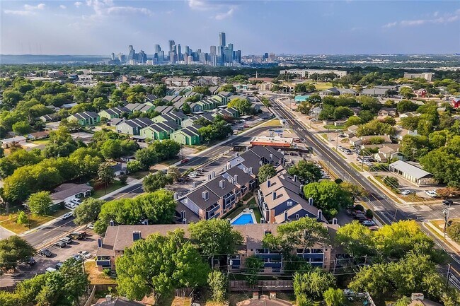 Building Photo - 2500 Burleson Rd