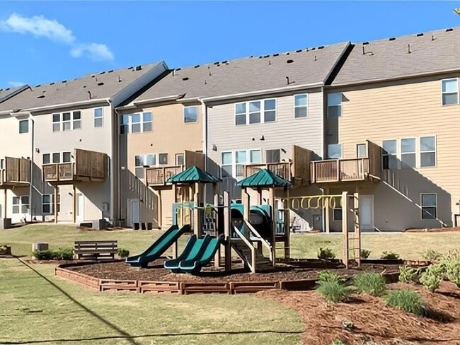 Building Photo - 1327 Elderwood Way