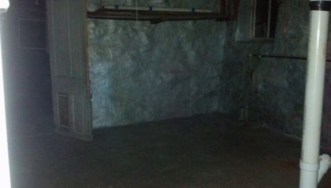 Building Photo - 11318 E Park St