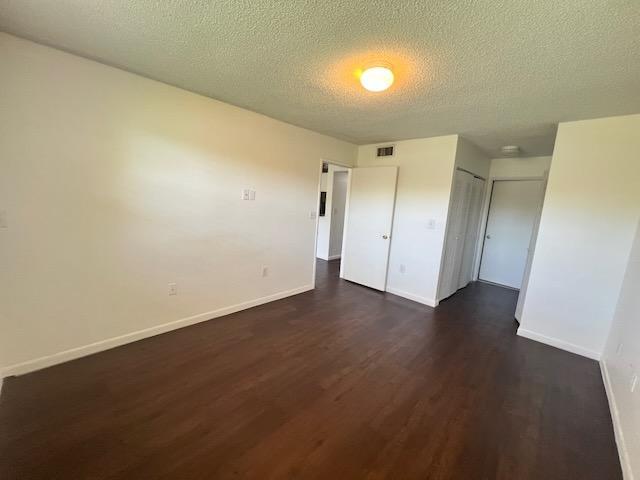 Building Photo - 9875 Nob Hill Ct