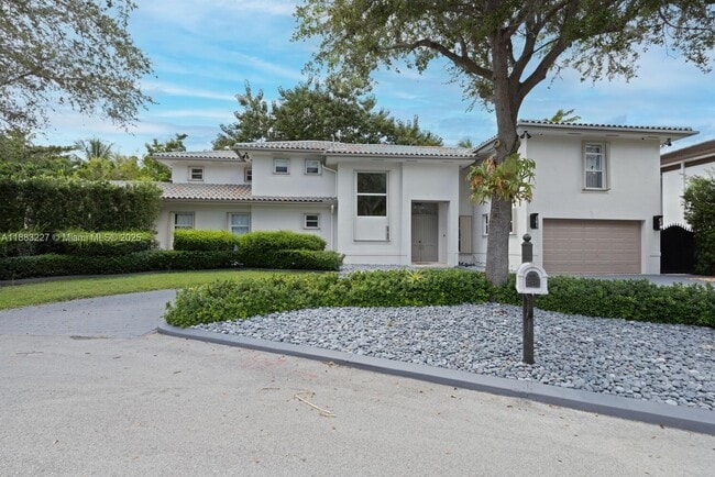 Building Photo - 5740 SW 59th Pl