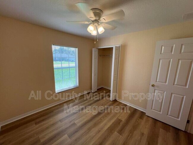 Building Photo - 520 Marion Oaks Ln