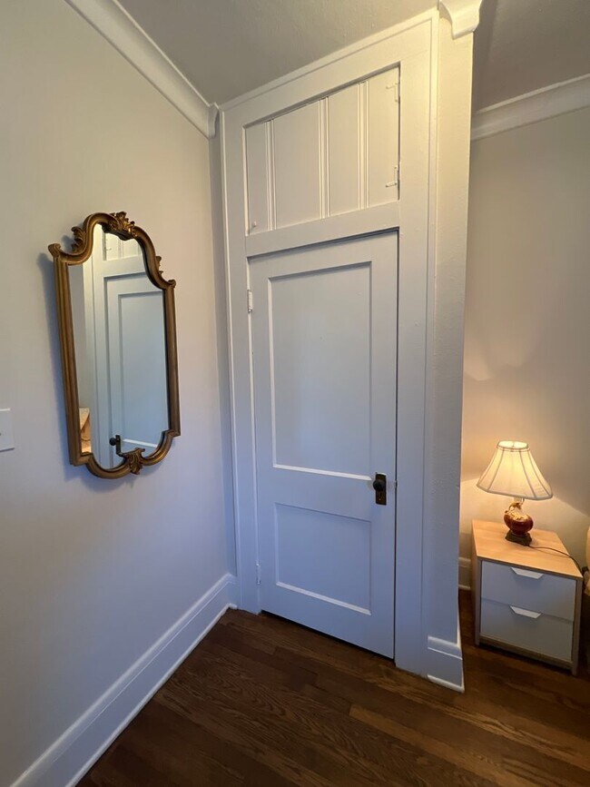 Building Photo - Maryland721