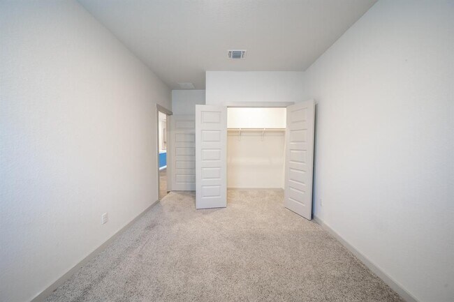 Building Photo - 119 Big Cypress Byu Rd