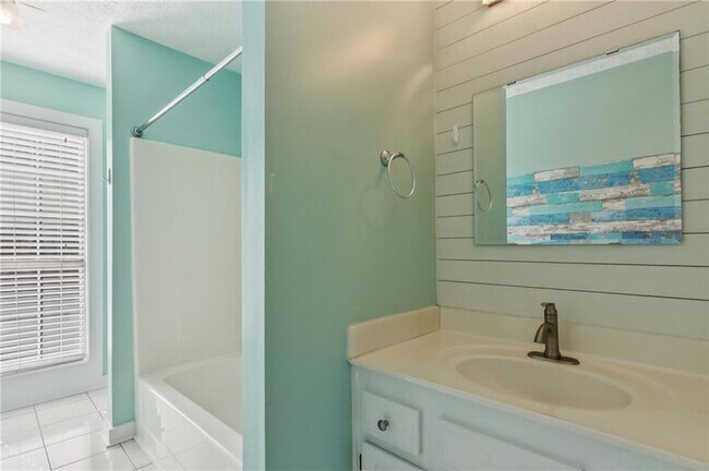 Building Photo - 2275 Eagle Pointe Ct NW