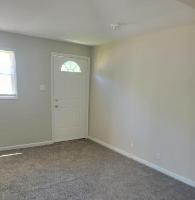 9129 Kathlyn Dr 9129 Kathlyn Dr Woodson Terrace MO 63134 Apartment