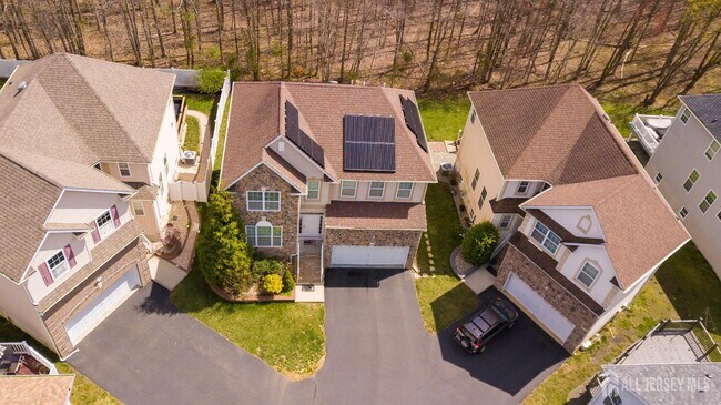Building Photo - 460 Morning Glory Dr