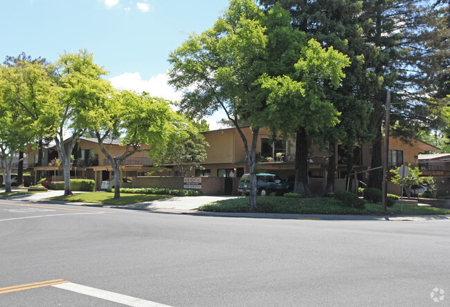 Village Apartments - 824 Douglas Rd Stockton CA 95207 | Apartment Finder