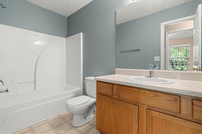 Building Photo - 5583 Windfall Ln