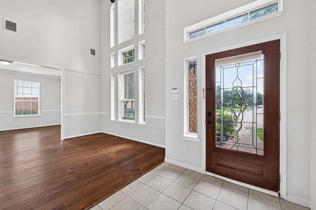 Building Photo - 2502 Rosebluff Ct