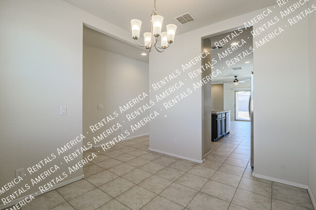 Building Photo - 11323 E Verbina Ln
