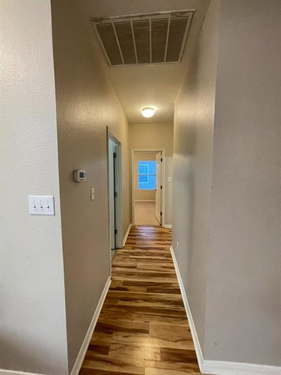 Building Photo - 1118 Boxwood Loop