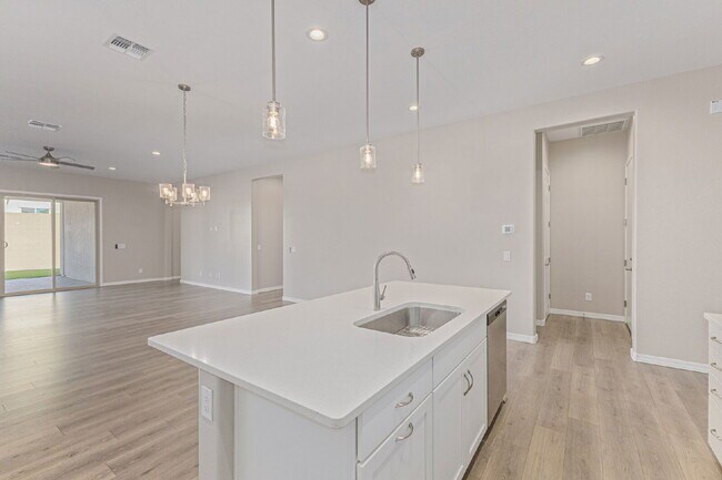 Building Photo - 20108 W Montecito Ave