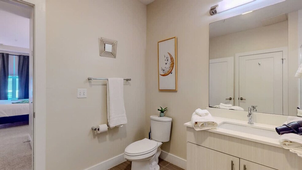 Building Photo - 545 Bedford St