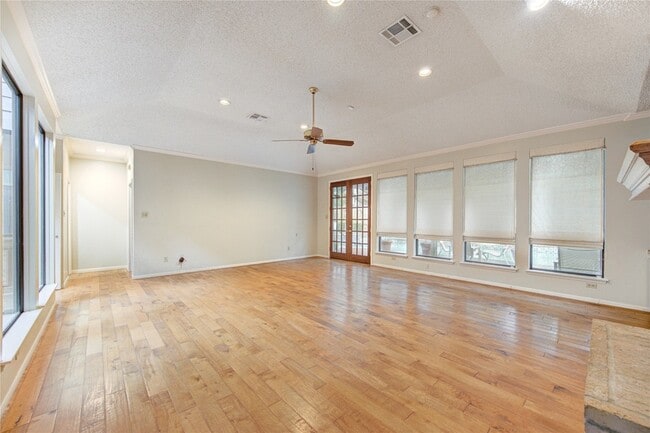 Building Photo - 12307 Rocky Knoll Dr
