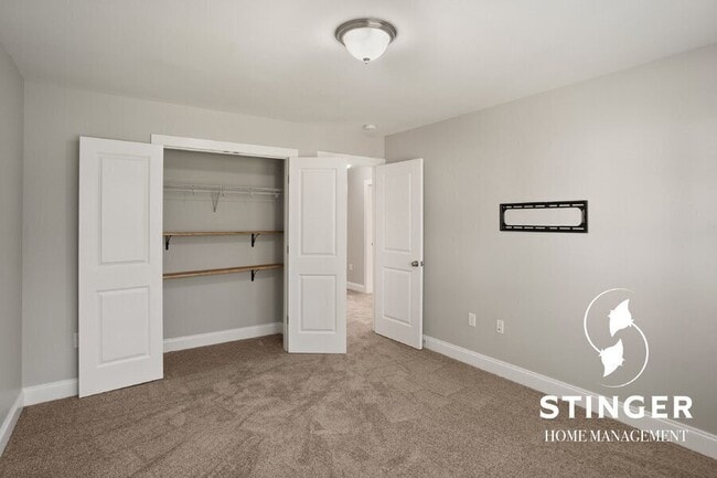 Building Photo - 16 Gadwall Dr W