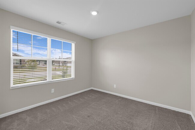 Building Photo - 233 Caribbean Village Dr