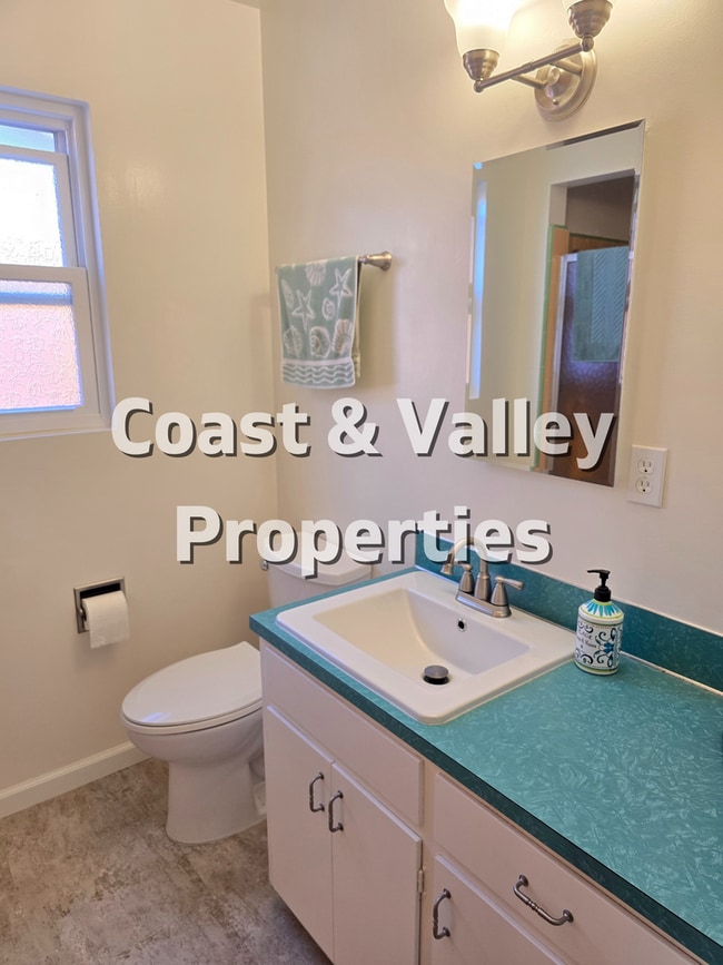 Building Photo - Beautiful Seaside Home for RENT!!!