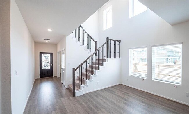 Building Photo - 2307 Stonewater Cove