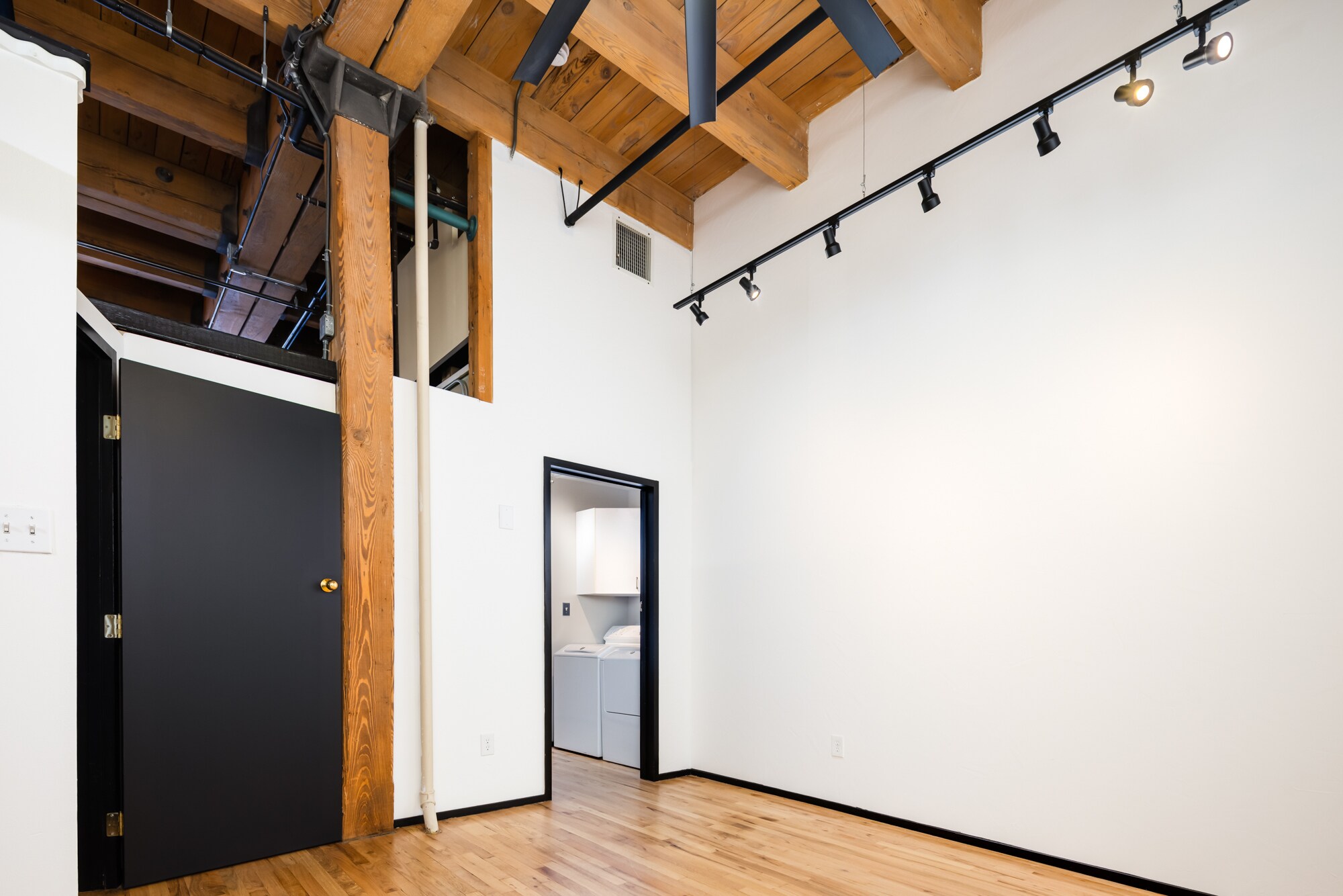 Building Photo - 1450 Wynkoop St