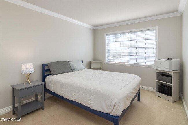 Building Photo - 2594 Ridgebrook Pl