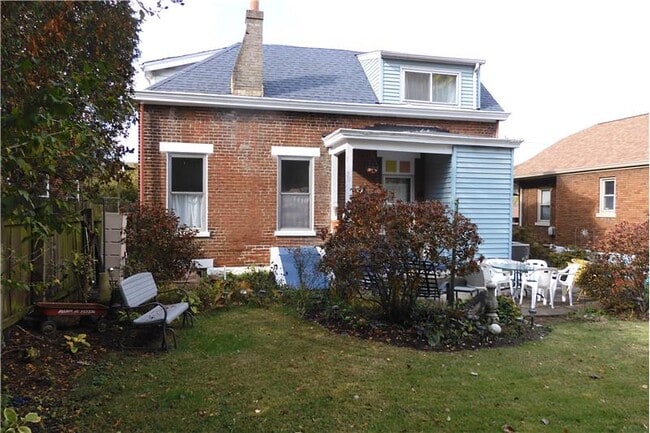 Building Photo - 203 Boone St