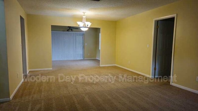 Building Photo - 5149 Higate Rd