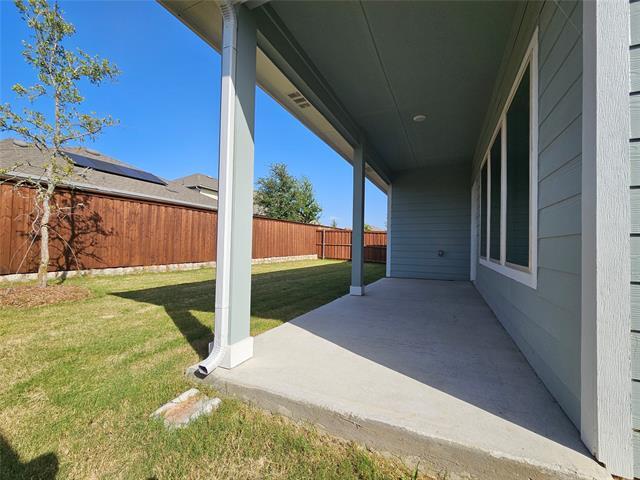 Building Photo - 11304 W Pond Dr