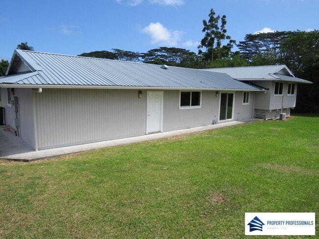 Building Photo - 500 Kaanini St
