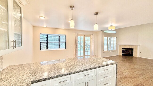 Building Photo - Beautifully Updated Two-Story Townhome on the Pala Mesa Golf Course in Fallbrook!