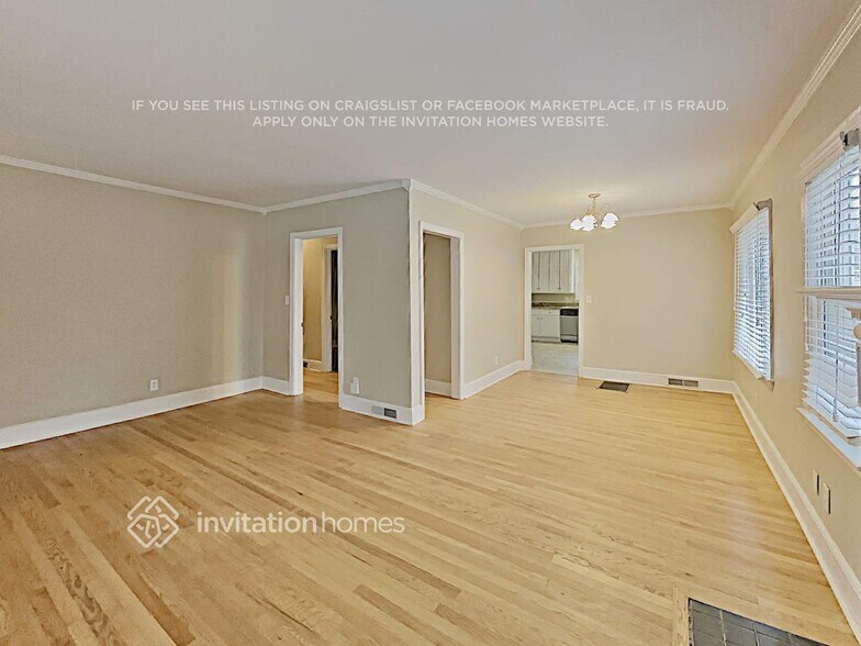Building Photo - 1417 Seneca Pl