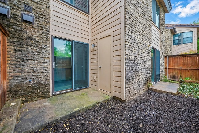 Building Photo - 5626 Preston Oaks Rd
