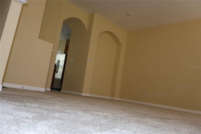 Building Photo - 3019 Pointeview Dr