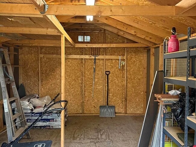 Building Photo - Rutledge Home