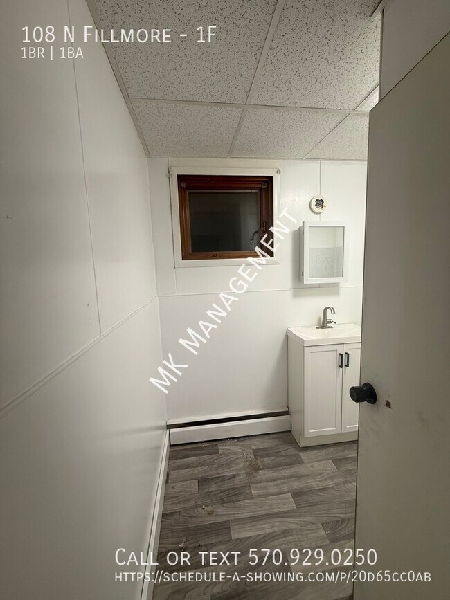 Building Photo - 108 N Fillmore-1F