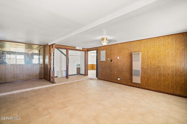 Building Photo - 5313 Bastille Ave