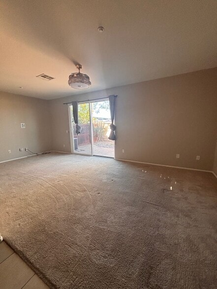 Building Photo - 35780 Hazelhurst St