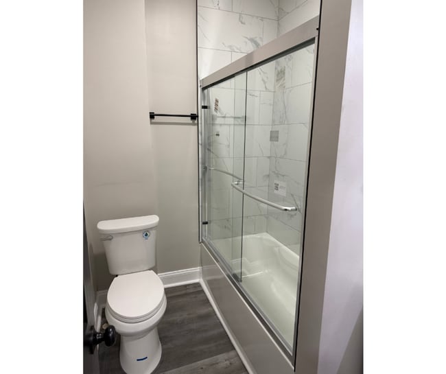 Building Photo - 617 Glenwood Ave