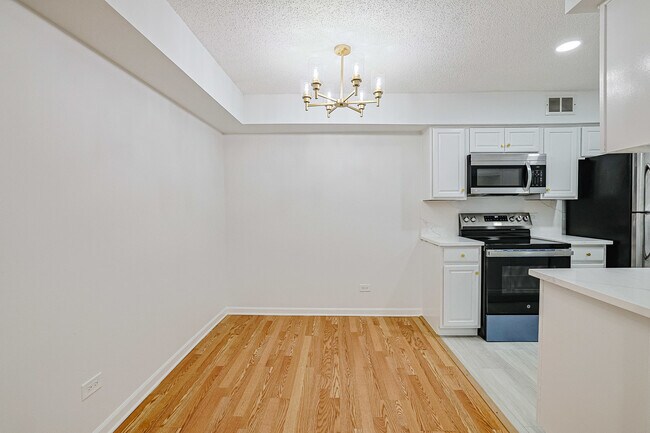 Building Photo - 929 Buccaneer Dr