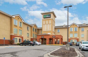 Building Photo - Furnished Studio-Kansas City - Overland Park - Metcalf Ave
