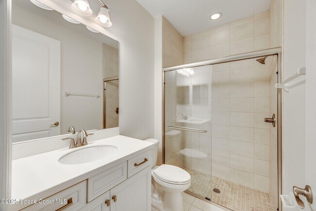 Building Photo - 2746 Spur Dr