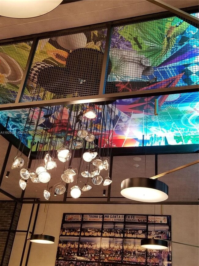 Building Photo - 121 NE 34th St