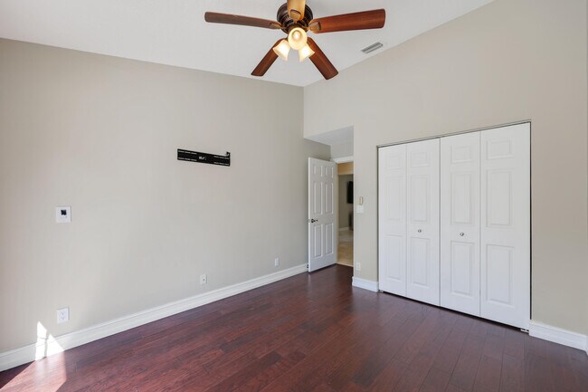 Building Photo - 7546 Ironbridge Cir