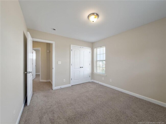 Building Photo - 20 Farrow Ct